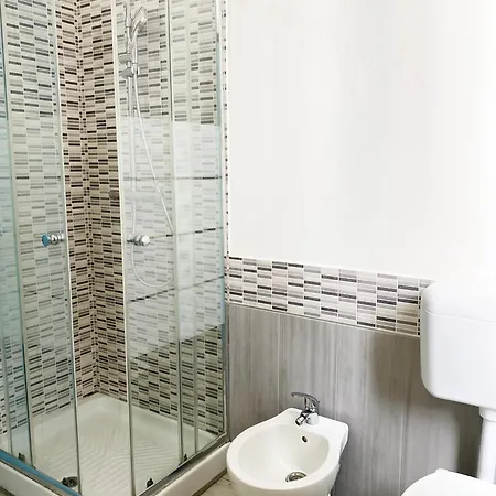 Easyrooms One ゲストハウス パルマ