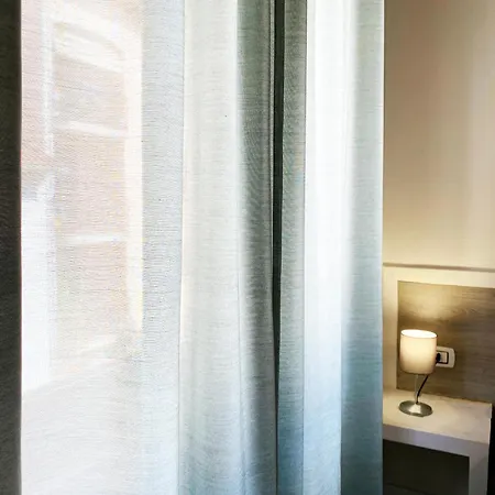 Easyrooms One ゲストハウス パルマ