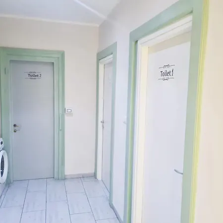 Easyrooms One 게스트하우스