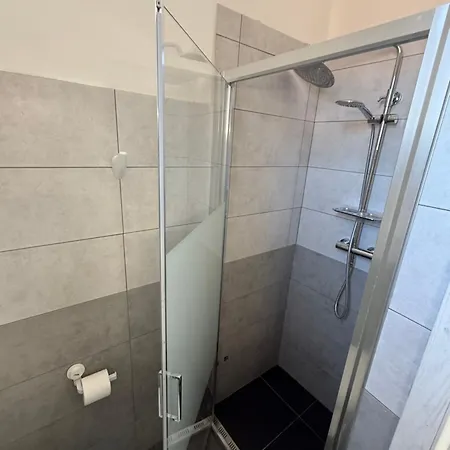 Easyrooms One ゲストハウス パルマ