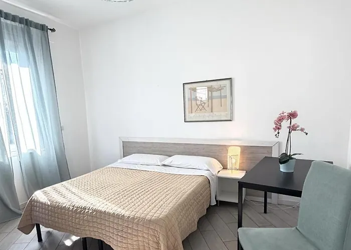 Easyrooms One Konukevi 3*