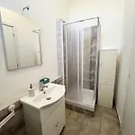 ゲストハウス Easyrooms One パルマ