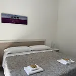 Easyrooms One パルマ