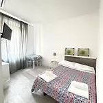 Easyrooms One 3* Parma