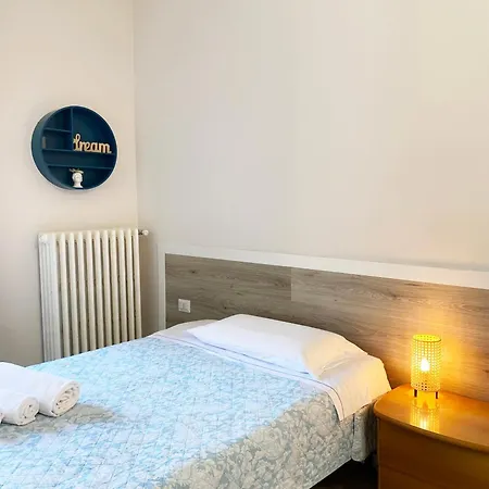 Easyrooms One Pensión