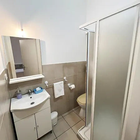 Pensión Easyrooms One Parma