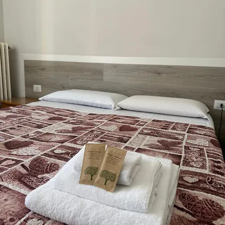 Konukevi Easyrooms One Parma
