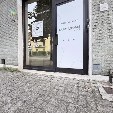 Konukevi Easyrooms One 3*